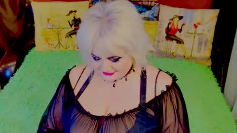 StiphlerMomy online show from 11-19-25, 03:45