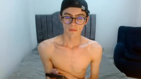 stiv_grant online show from 06-12-26, 01:10