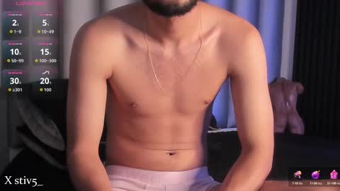 stiven__01 online show from 10-10-25, 03:55