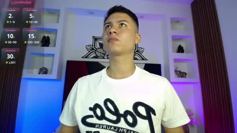 stiven online show from 02-25-26, 12:37