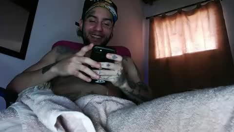 stiven online show from 01-15-25, 07:44