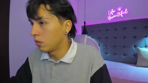 Stiwen online show from 09-22-25, 01:13