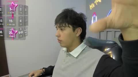 Stiwen online show from 12-17-25, 07:31