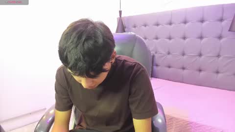 Snapshot of stiwentwink chatting on 07-22-26, 04:15 Stiwen online show from 07-22-26, 04:15