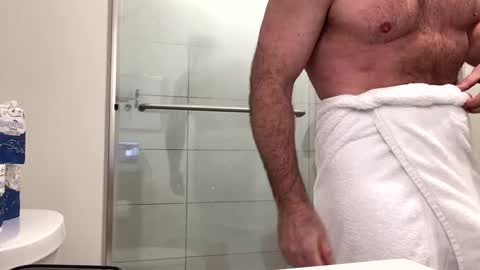 stlhotwifeguy online show from 02-19-25, 12:25