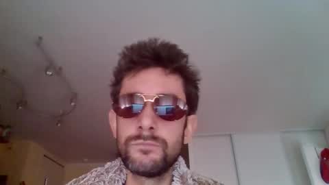 Julien9477 online show from 11-12-25, 09:32