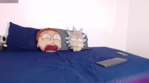 Snapshot of stone_lee_ chatting on 11-16-25, 10:54 Stone Lee online show from 11-16-25, 10:54