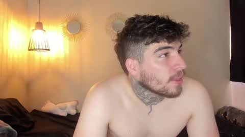 Snapshot of stoneepaul chatting on 02-02-25, 05:48 --free-- online show from 02-02-25, 05:48