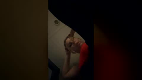 Snapshot of stonefoxxxsam chatting on 06-15-26, 01:41 Stone Fox sam online show from 06-15-26, 01:41