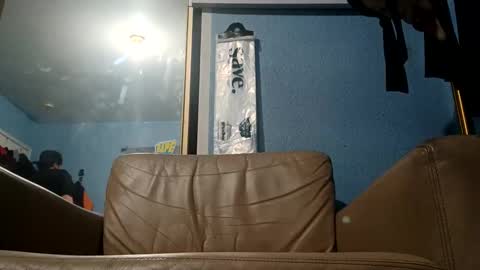 stonerllamas online show from 11-13-25, 08:24