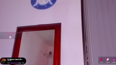 Snapshot of stonned_candy chatting on 02-12-25, 12:37 Liz online show from 02-12-25, 12:37