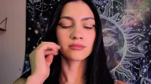 Snapshot of stonned_candy chatting on 11-24-25, 11:26 Liz online show from 11-24-25, 11:26