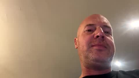 Stoodley22 online show from 12-15-24, 06:04