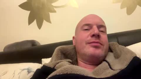 Stoodley22 online show from 01-12-25, 07:21