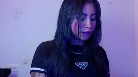 Snapshot of storm_doll chatting on 07-22-26, 02:47 storm doll online show from 07-22-26, 02:47