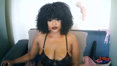 Snapshot of stormie955 chatting on 12-11-24, 11:19 stormie955 online show from 12-11-24, 11:19