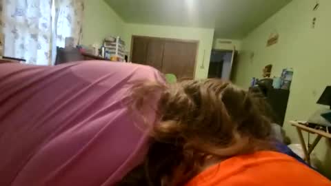 All alone tonight online show from 11-23-25, 04:07