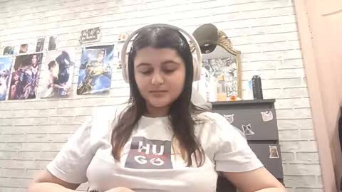 Snapshot of stormylukacs chatting on 02-24-26, 01:31 Jasmin online show from 02-24-26, 01:31