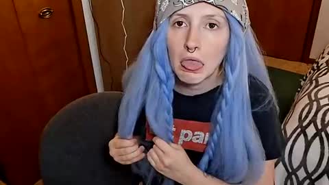 Snapshot of stormythunder chatting on 06-24-26, 07:35 Stormythunder online show from 06-24-26, 07:35