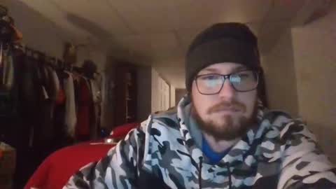 stout0818 online show from 02-10-26, 07:56