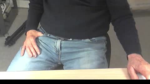 Dave online show from 11-23-25, 11:15