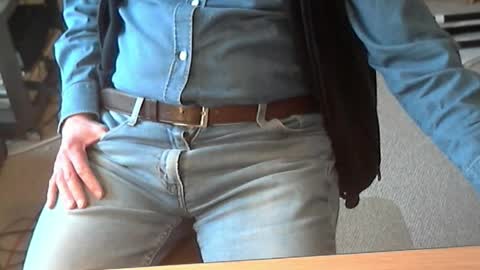 Dave online show from 04-01-26, 04:15