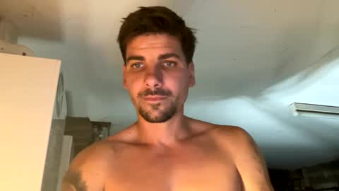Snapshot of str8boyxxx1 chatting on 06-07-26, 08:12 Str8boyxxx online show from 06-07-26, 08:12