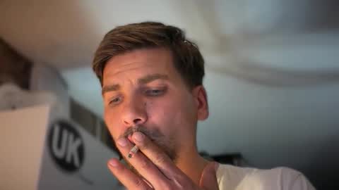 Snapshot of str8boyxxx1 chatting on 06-10-26, 04:34 Str8boyxxx online show from 06-10-26, 04:34