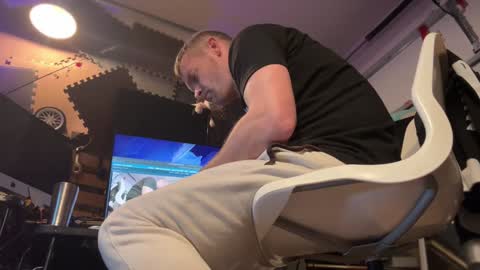 Snapshot of str8foryouguy chatting on 02-02-25, 04:22 Str8 online show from 02-02-25, 04:22