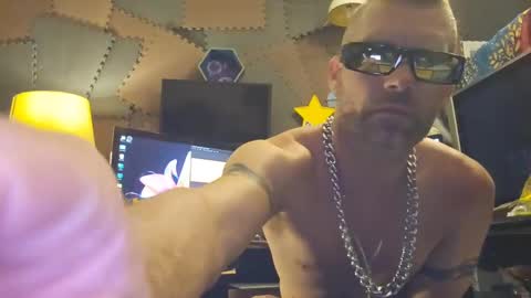Snapshot of str8foryouguy chatting on 03-08-25, 10:24 Str8 online show from 03-08-25, 10:24
