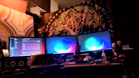 Snapshot of str8foryouguy chatting on 10-14-25, 04:24 Str8 online show from 10-14-25, 04:24