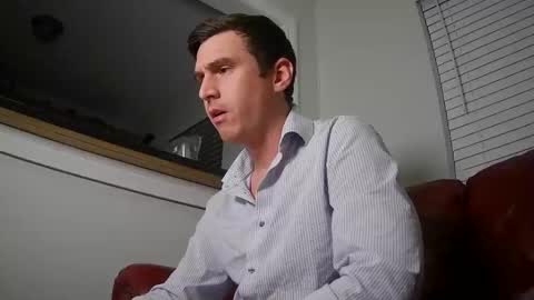 Snapshot of str8stuntcox chatting on 12-17-24, 03:06 Str8StuntCox online show from 12-17-24, 03:06