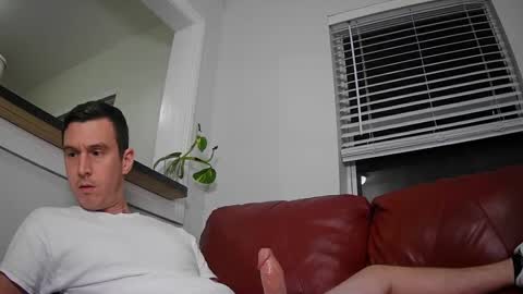 Snapshot of str8stuntcox chatting on 10-03-25, 02:41 Str8StuntCox online show from 10-03-25, 02:41