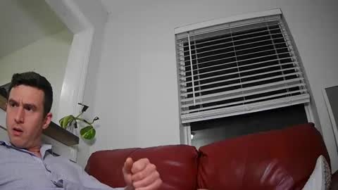 Snapshot of str8stuntcox chatting on 10-15-25, 01:28 Str8StuntCox online show from 10-15-25, 01:28