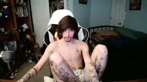 Snapshot of str8whiteboy21 chatting on 12-03-24, 08:05 str8whiteboy21 online show from 12-03-24, 08:05