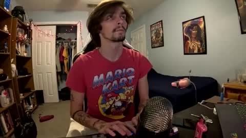 Snapshot of str8whiteboy21 chatting on 12-08-24, 05:07 str8whiteboy21 online show from 12-08-24, 05:07