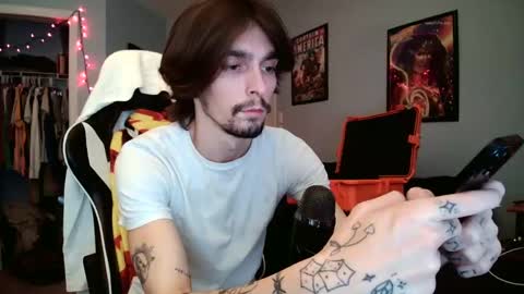 Snapshot of str8whiteboy21 chatting on 12-17-24, 05:18 str8whiteboy21 online show from 12-17-24, 05:18