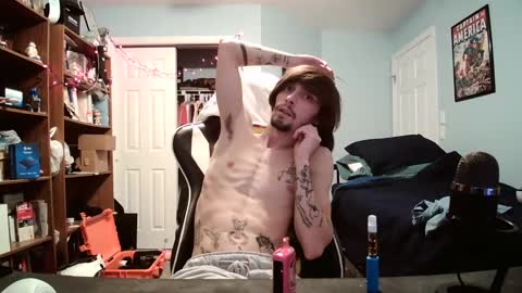 Snapshot of str8whiteboy21 chatting on 12-18-24, 01:59 str8whiteboy21 online show from 12-18-24, 01:59