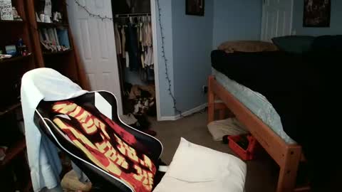 Snapshot of str8whiteboy21 chatting on 02-04-25, 05:53 str8whiteboy21 online show from 02-04-25, 05:53