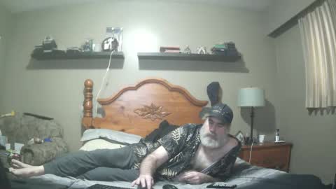 Straightbear4you online show from 02-19-25, 06:43