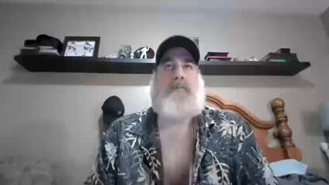 Straightbear4you online show from 10-14-25, 05:30