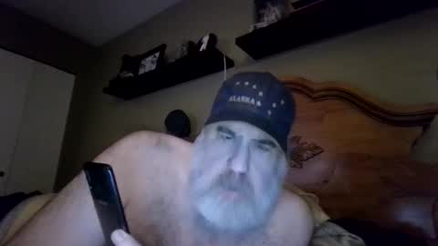 Straightbear4you online show from 04-18-26, 11:14