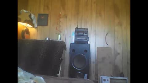Snapshot of straightmaletouse chatting on 05-06-26, 10:37 straightmaletouse online show from 05-06-26, 10:37