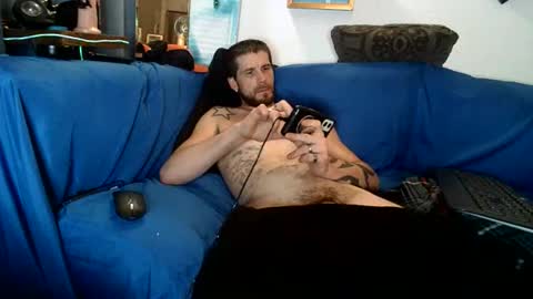 straitpipermann22 online show from 11-21-25, 07:29