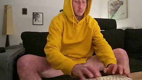 strammer_willi online show from 01-18-26, 01:42