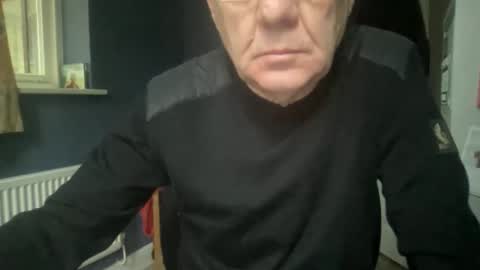Snapshot of stranger6666666 chatting on 11-10-25, 11:09 stranger66666 online show from 11-10-25, 11:09