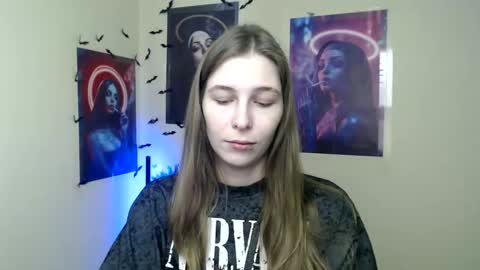 Snapshot of stranger_giirl chatting on 02-13-26, 07:26 Amalia online show from 02-13-26, 07:26