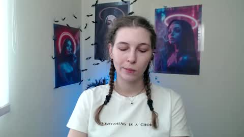 Amalia online show from 03-11-26, 07:14