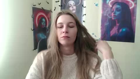 Snapshot of stranger_giirl chatting on 04-27-26, 06:11 Amalia online show from 04-27-26, 06:11