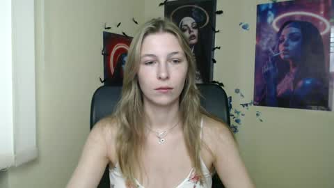 Amalia online show from 06-23-26, 06:11